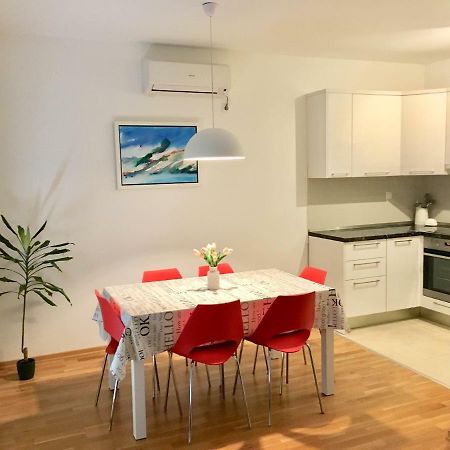 Antonijas Sunny Apartment 马卡尔斯卡 外观 照片