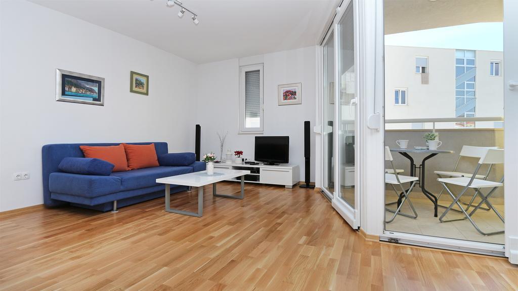 Antonijas Sunny Apartment 马卡尔斯卡 外观 照片