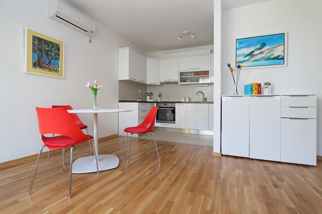 Antonijas Sunny Apartment 马卡尔斯卡 外观 照片